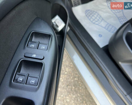 Бежевый Шкода Октавия, объемом двигателя 1.8 л и пробегом 143 тыс. км за 8990 $, фото 14 на Automoto.ua