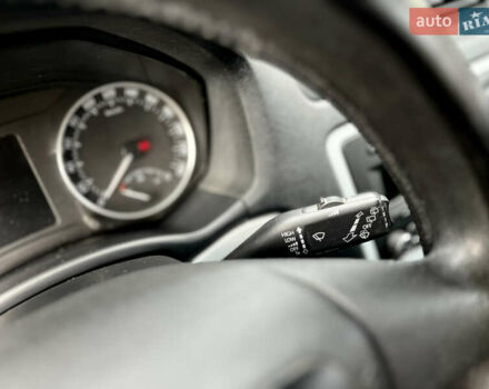 Бежевий Шкода Октавія, об'ємом двигуна 1.6 л та пробігом 226 тис. км за 8100 $, фото 29 на Automoto.ua