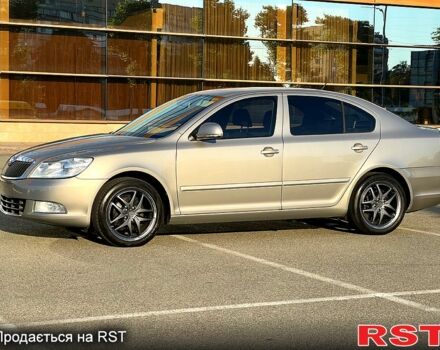 Бежевый Шкода Октавия, объемом двигателя 1.2 л и пробегом 190 тыс. км за 6900 $, фото 1 на Automoto.ua