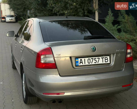 Бежевый Шкода Октавия, объемом двигателя 1.8 л и пробегом 187 тыс. км за 7500 $, фото 8 на Automoto.ua