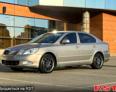 Бежевый Шкода Октавия, объемом двигателя 1.2 л и пробегом 190 тыс. км за 6900 $, фото 2 на Automoto.ua