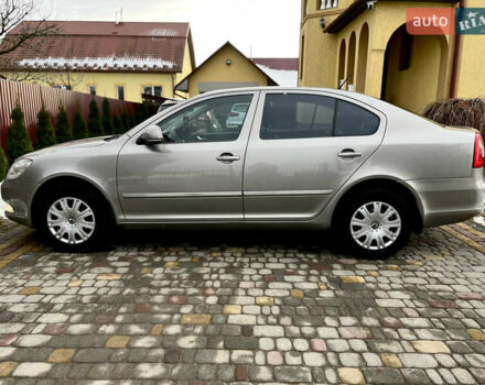 Бежевий Шкода Октавія, об'ємом двигуна 1.6 л та пробігом 226 тис. км за 8100 $, фото 9 на Automoto.ua