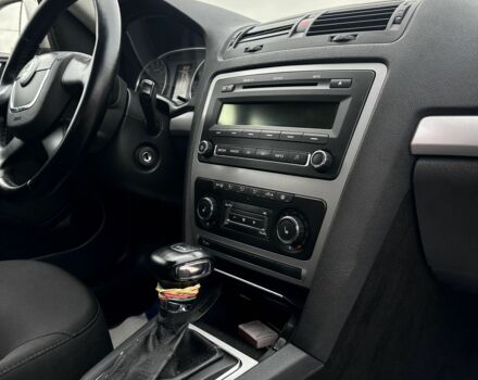 Бежевий Шкода Октавія, об'ємом двигуна 1.6 л та пробігом 255 тис. км за 7900 $, фото 9 на Automoto.ua