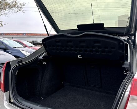 Бежевий Шкода Октавія, об'ємом двигуна 1.6 л та пробігом 255 тис. км за 7900 $, фото 11 на Automoto.ua