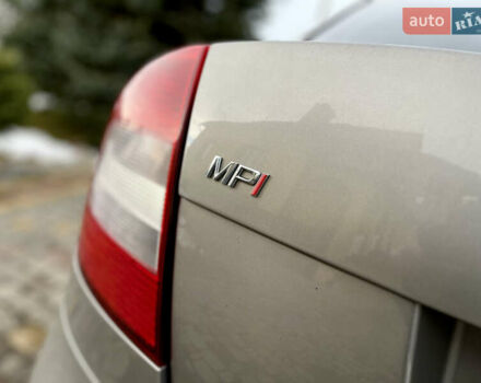 Бежевий Шкода Октавія, об'ємом двигуна 1.6 л та пробігом 226 тис. км за 8100 $, фото 16 на Automoto.ua