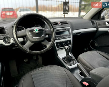 Бежевий Шкода Октавія, об'ємом двигуна 1.6 л та пробігом 226 тис. км за 8100 $, фото 24 на Automoto.ua