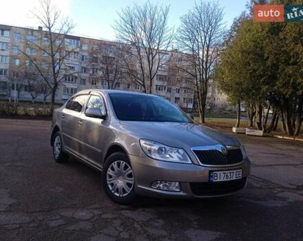 Бежевий Шкода Октавія, об'ємом двигуна 1.6 л та пробігом 232 тис. км за 8800 $, фото 5 на Automoto.ua