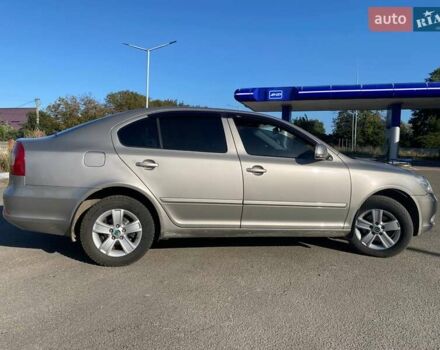 Бежевий Шкода Октавія, об'ємом двигуна 1.6 л та пробігом 253 тис. км за 7350 $, фото 9 на Automoto.ua