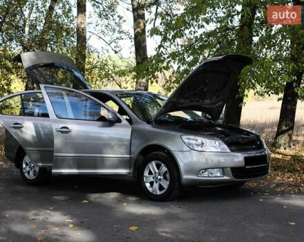 Бежевый Шкода Октавия, объемом двигателя 1.8 л и пробегом 217 тыс. км за 8600 $, фото 24 на Automoto.ua