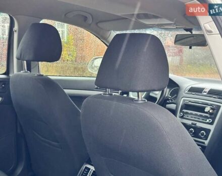 Бежевый Шкода Октавия, объемом двигателя 1.8 л и пробегом 155 тыс. км за 7920 $, фото 21 на Automoto.ua