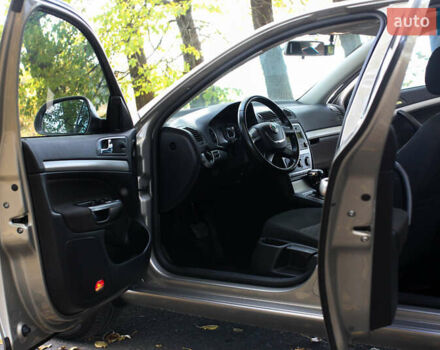 Бежевый Шкода Октавия, объемом двигателя 1.8 л и пробегом 217 тыс. км за 8600 $, фото 30 на Automoto.ua