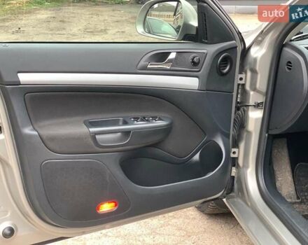 Бежевий Шкода Октавія, об'ємом двигуна 1.8 л та пробігом 217 тис. км за 8990 $, фото 17 на Automoto.ua