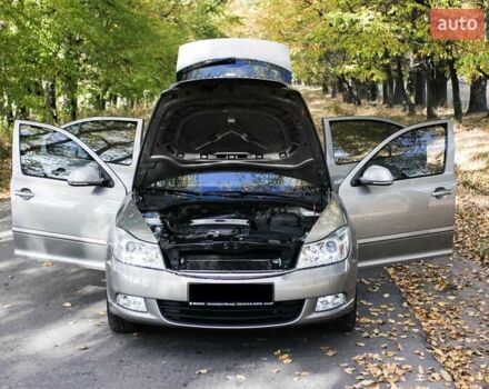 Бежевый Шкода Октавия, объемом двигателя 1.8 л и пробегом 217 тыс. км за 8600 $, фото 25 на Automoto.ua