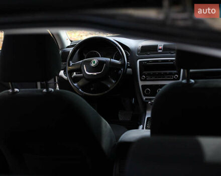 Бежевый Шкода Октавия, объемом двигателя 1.8 л и пробегом 217 тыс. км за 8600 $, фото 33 на Automoto.ua