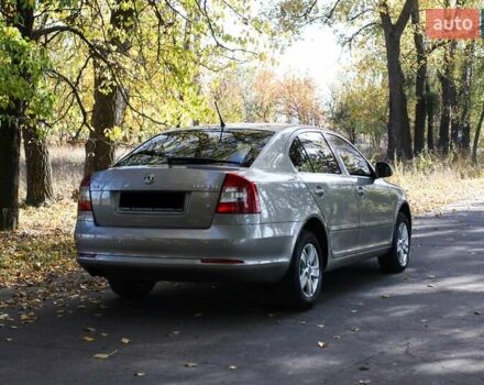 Бежевый Шкода Октавия, объемом двигателя 1.8 л и пробегом 217 тыс. км за 8600 $, фото 17 на Automoto.ua