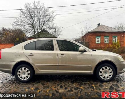 Бежевый Шкода Октавия, объемом двигателя 1.8 л и пробегом 150 тыс. км за 7920 $, фото 2 на Automoto.ua