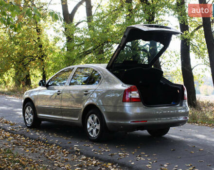 Бежевый Шкода Октавия, объемом двигателя 1.8 л и пробегом 217 тыс. км за 8600 $, фото 20 на Automoto.ua