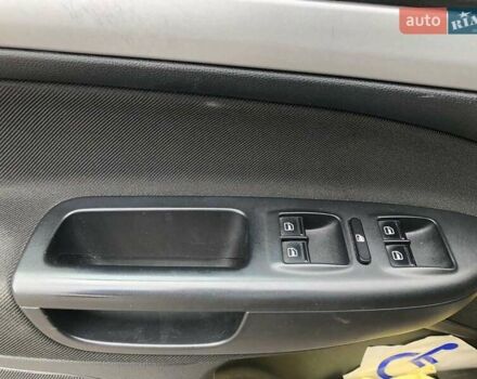 Бежевый Шкода Октавия, объемом двигателя 1.6 л и пробегом 198 тыс. км за 8800 $, фото 13 на Automoto.ua