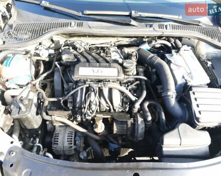 Бежевий Шкода Октавія, об'ємом двигуна 1.6 л та пробігом 200 тис. км за 8199 $, фото 26 на Automoto.ua