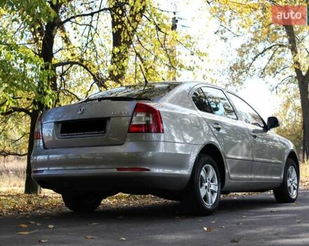 Бежевый Шкода Октавия, объемом двигателя 1.8 л и пробегом 217 тыс. км за 8600 $, фото 18 на Automoto.ua