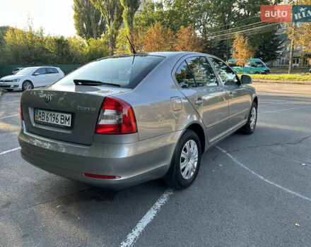 Бежевый Шкода Октавия, объемом двигателя 1.8 л и пробегом 40 тыс. км за 11900 $, фото 8 на Automoto.ua