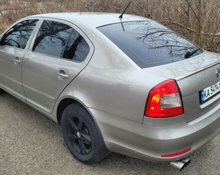 Бежевый Шкода Октавия, объемом двигателя 1.8 л и пробегом 316 тыс. км за 7800 $, фото 2 на Automoto.ua