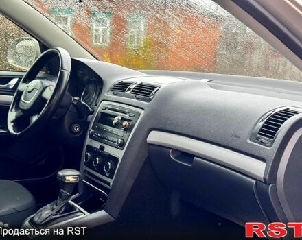 Бежевый Шкода Октавия, объемом двигателя 1.8 л и пробегом 150 тыс. км за 7920 $, фото 11 на Automoto.ua