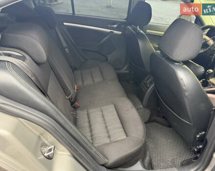 Бежевий Шкода Октавія, об'ємом двигуна 1.8 л та пробігом 268 тис. км за 6750 $, фото 15 на Automoto.ua