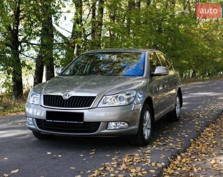 Бежевый Шкода Октавия, объемом двигателя 1.8 л и пробегом 217 тыс. км за 8600 $, фото 14 на Automoto.ua