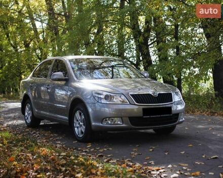 Бежевый Шкода Октавия, объемом двигателя 1.8 л и пробегом 217 тыс. км за 8600 $, фото 5 на Automoto.ua