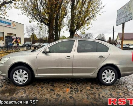 Бежевый Шкода Октавия, объемом двигателя 1.8 л и пробегом 150 тыс. км за 7920 $, фото 3 на Automoto.ua