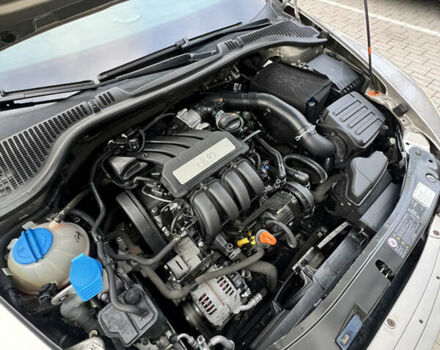 Бежевый Шкода Октавия, объемом двигателя 1.6 л и пробегом 237 тыс. км за 7000 $, фото 7 на Automoto.ua