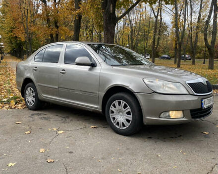 Бежевий Шкода Октавія, об'ємом двигуна 1.6 л та пробігом 245 тис. км за 5250 $, фото 2 на Automoto.ua