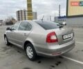 Бежевый Шкода Октавия, объемом двигателя 1.6 л и пробегом 195 тыс. км за 7500 $, фото 1 на Automoto.ua