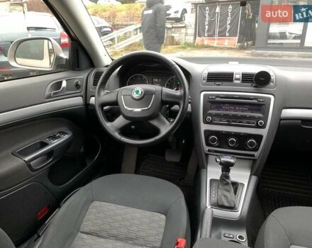 Бежевий Шкода Октавія, об'ємом двигуна 1.8 л та пробігом 217 тис. км за 8990 $, фото 27 на Automoto.ua