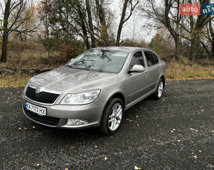 Бежевий Шкода Октавія, об'ємом двигуна 1.8 л та пробігом 187 тис. км за 9500 $, фото 1 на Automoto.ua