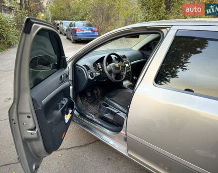 Бежевий Шкода Октавія, об'ємом двигуна 1.8 л та пробігом 205 тис. км за 8000 $, фото 16 на Automoto.ua