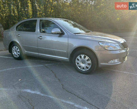 Бежевый Шкода Октавия, объемом двигателя 1.8 л и пробегом 39 тыс. км за 12200 $, фото 15 на Automoto.ua