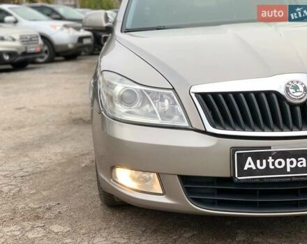 Бежевий Шкода Октавія, об'ємом двигуна 1.8 л та пробігом 217 тис. км за 8990 $, фото 10 на Automoto.ua