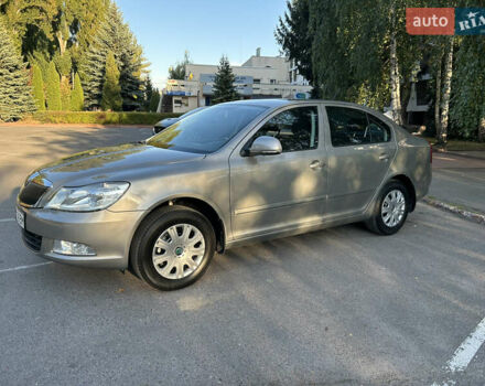 Бежевый Шкода Октавия, объемом двигателя 1.8 л и пробегом 39 тыс. км за 12200 $, фото 22 на Automoto.ua