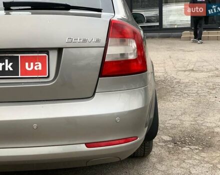 Бежевий Шкода Октавія, об'ємом двигуна 1.8 л та пробігом 217 тис. км за 8990 $, фото 8 на Automoto.ua