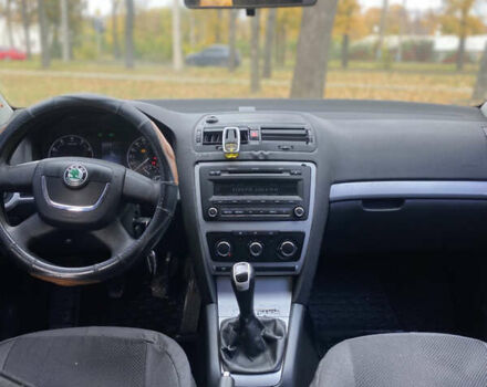 Бежевий Шкода Октавія, об'ємом двигуна 1.6 л та пробігом 245 тис. км за 5250 $, фото 10 на Automoto.ua