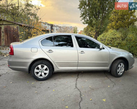 Бежевий Шкода Октавія, об'ємом двигуна 1.8 л та пробігом 205 тис. км за 8000 $, фото 8 на Automoto.ua