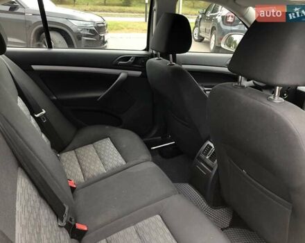 Бежевый Шкода Октавия, объемом двигателя 1.6 л и пробегом 198 тыс. км за 8800 $, фото 7 на Automoto.ua