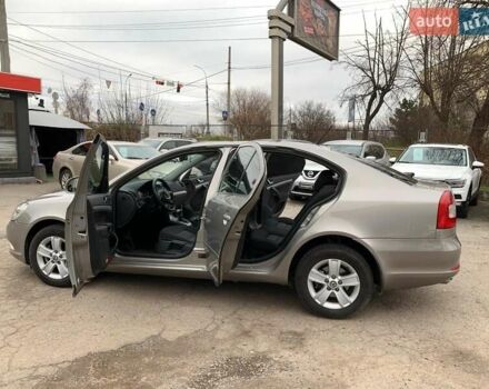 Бежевий Шкода Октавія, об'ємом двигуна 1.8 л та пробігом 217 тис. км за 8990 $, фото 15 на Automoto.ua