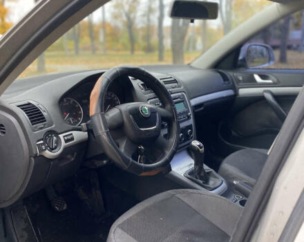 Бежевий Шкода Октавія, об'ємом двигуна 1.6 л та пробігом 245 тис. км за 5250 $, фото 8 на Automoto.ua