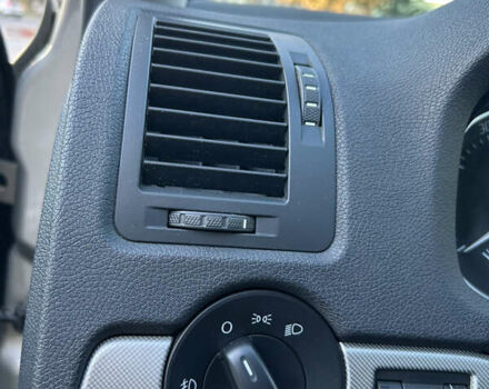 Бежевый Шкода Октавия, объемом двигателя 1.8 л и пробегом 39 тыс. км за 12200 $, фото 28 на Automoto.ua