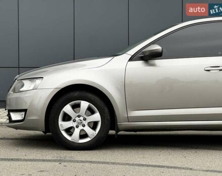 Шкода Октавия 2013 в Киеве на Automoto.ua Бежевый Шкода Октавия, объемом двигателя 1.4 л и пробегом 213 тыс. км за 10400 $, фото 4 на Automoto.ua