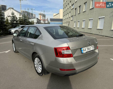 Бежевый Шкода Октавия, объемом двигателя 1.2 л и пробегом 245 тыс. км за 7999 $, фото 4 на Automoto.ua