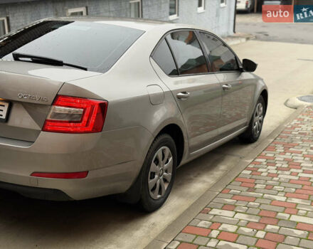 Бежевий Шкода Октавія, об'ємом двигуна 1.4 л та пробігом 215 тис. км за 9350 $, фото 3 на Automoto.ua